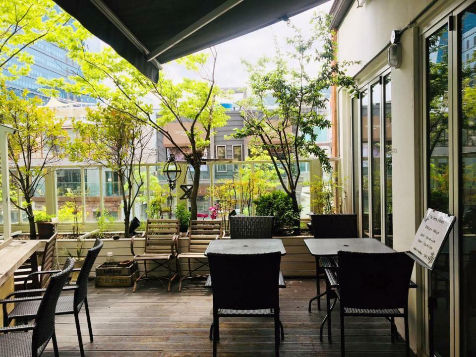 Gonggan Residence Hotel Geoje Exterior photo